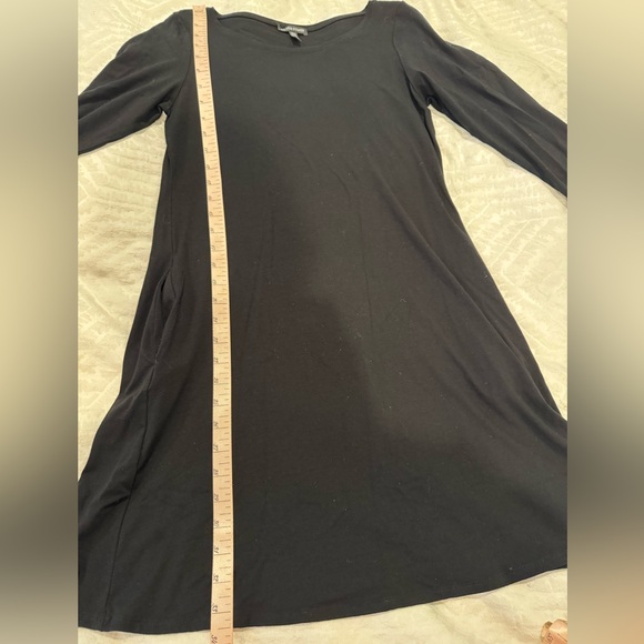 Eileen Fisher black viscose scoop neck knee length dress with pockets LS - Picture 6 of 7
